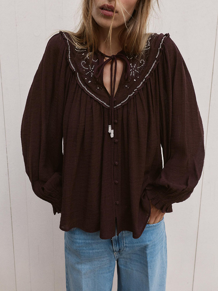 Nova Coleção Inverno 2025: Cam - Embroidery Blouse avaliação e preço