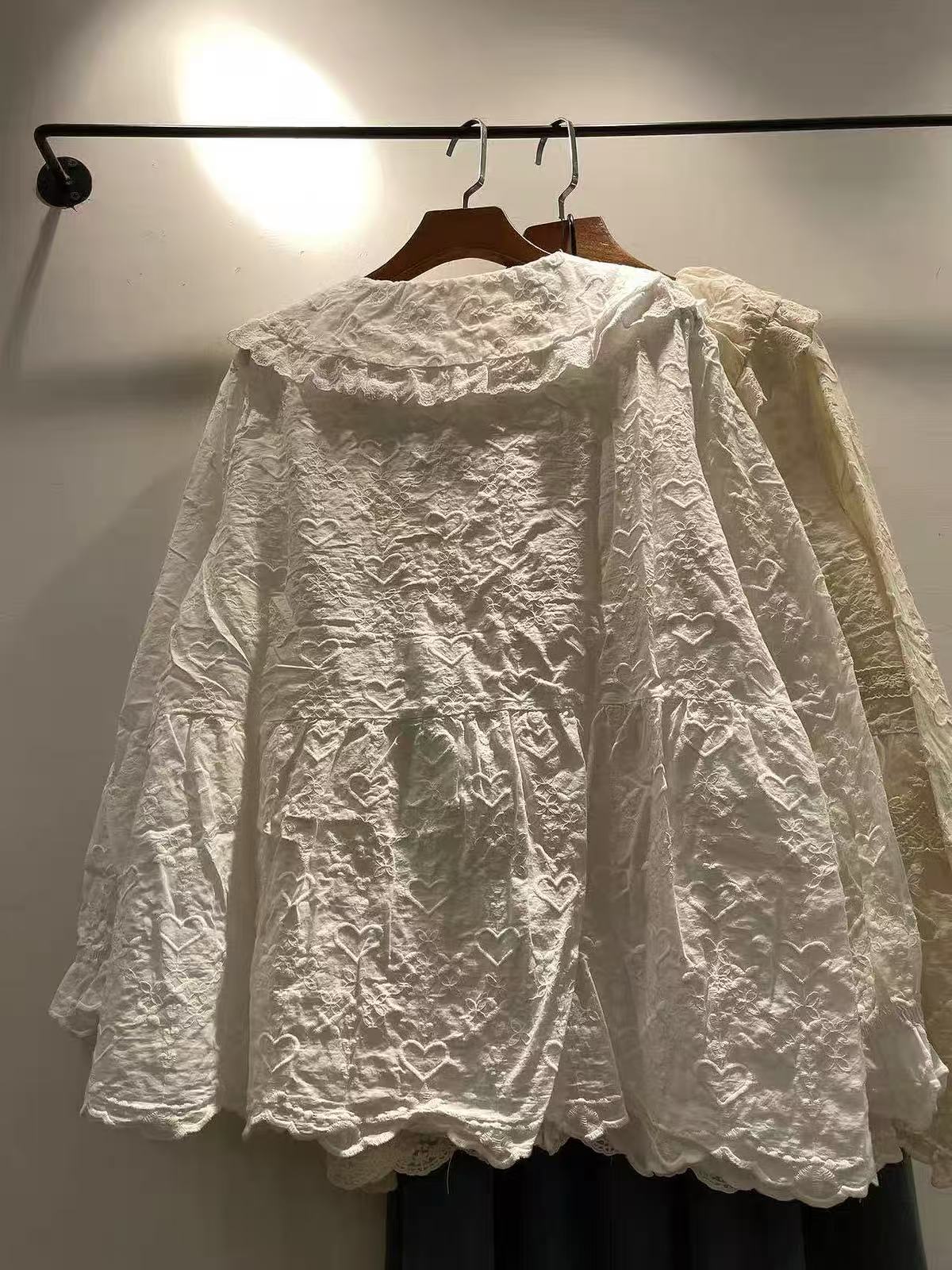 Blusa Feminina com Bordado Flo - Embroidery Eyelet avaliação e preço