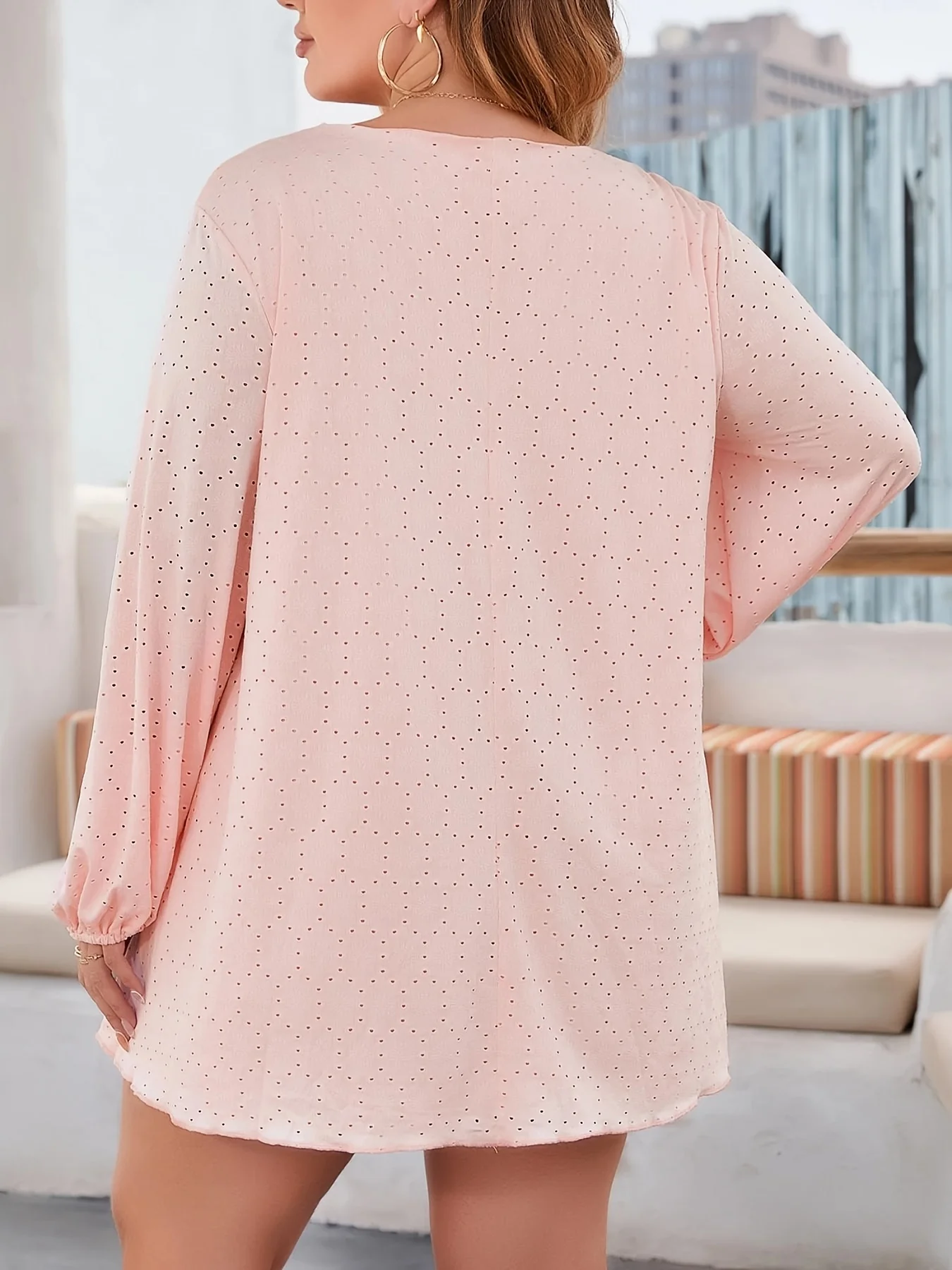 Vestido Mini Plus Size Feminin - Embroidery Eyelet avaliação e preço