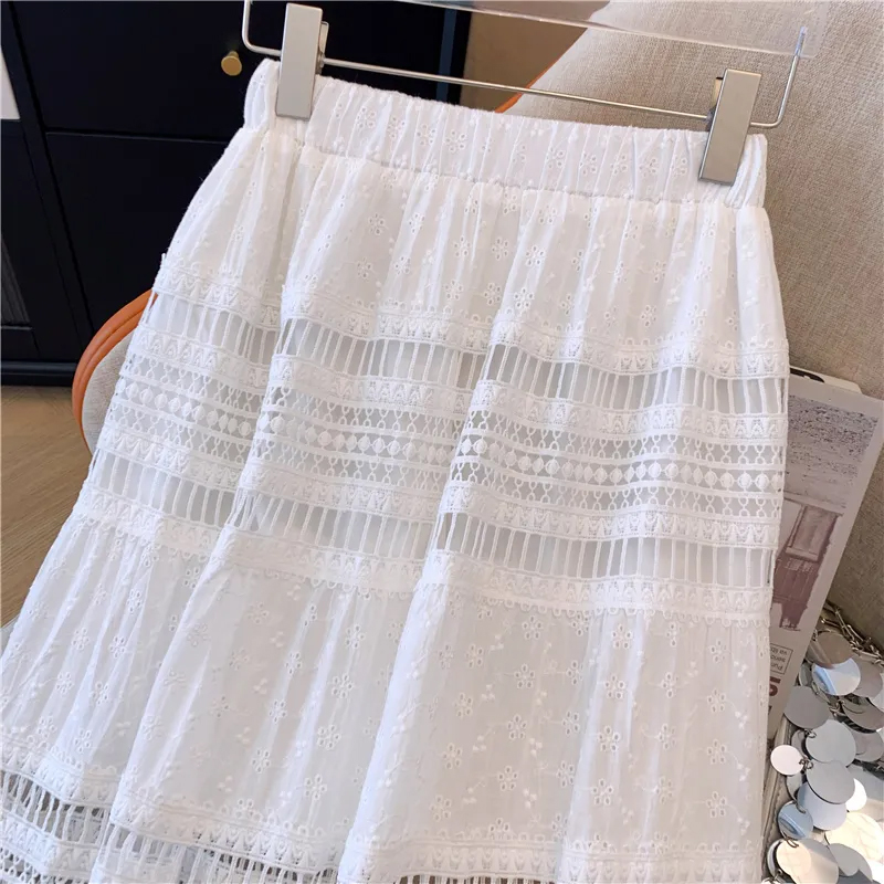 Saia Midi Branca com Bordado d - Embroidery Eyelet avaliação e preço